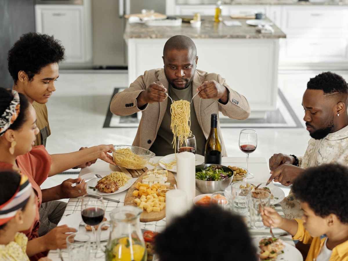 4 Psychological Benefits Of Family&nbsp;Meals